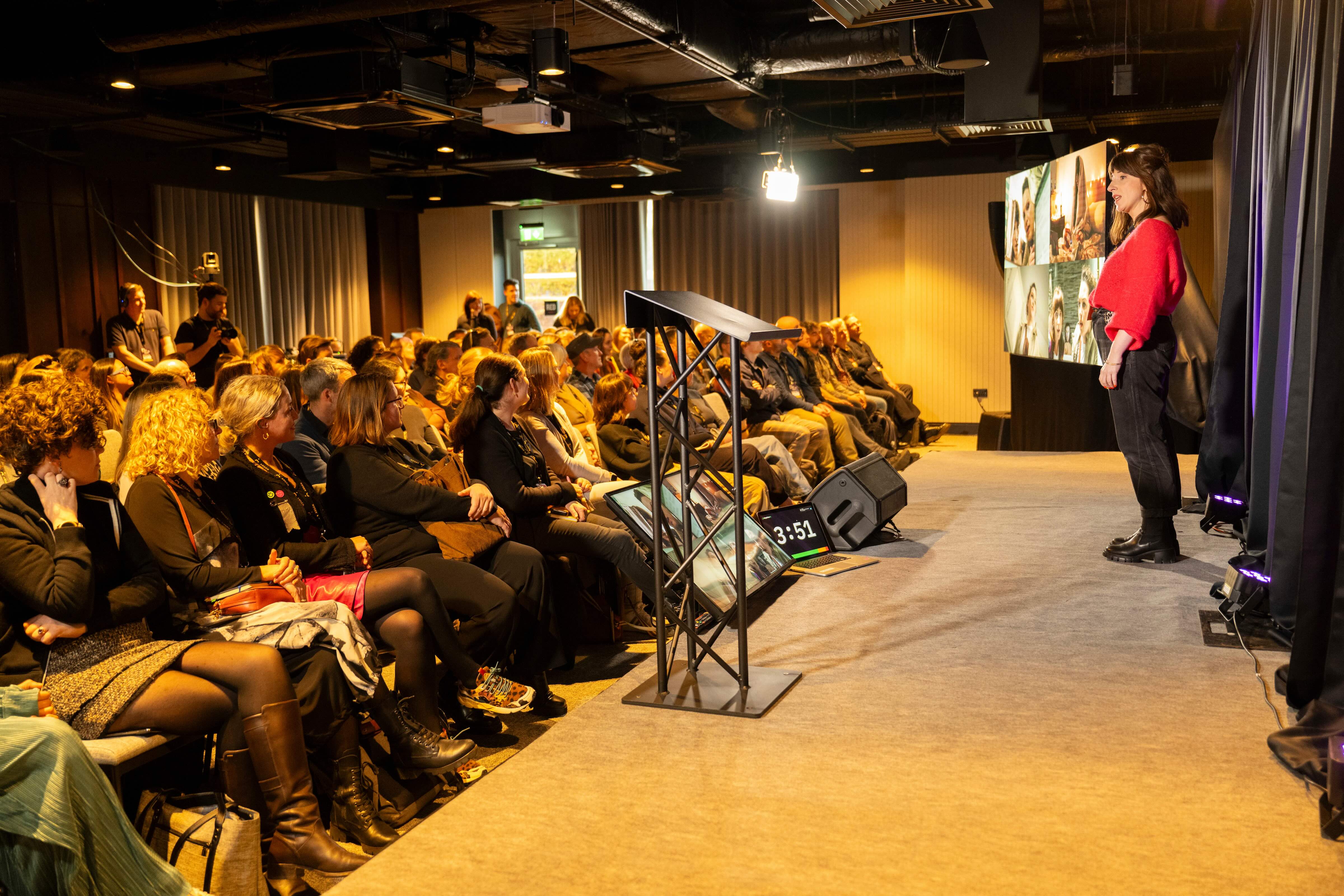 FÍS TV Summit Unscripted Pitching Competition 2026